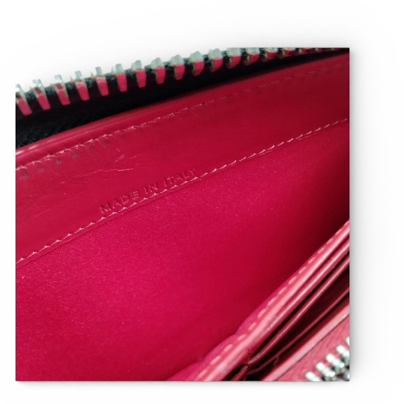 🚨SOLD🚨💥Christian Louboutin💥 Panettone Leather Wallet - Picture 7 of 7